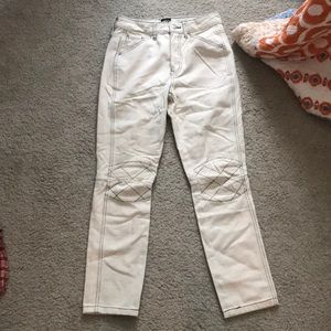 High-waisted Urban Outfitter Jeans